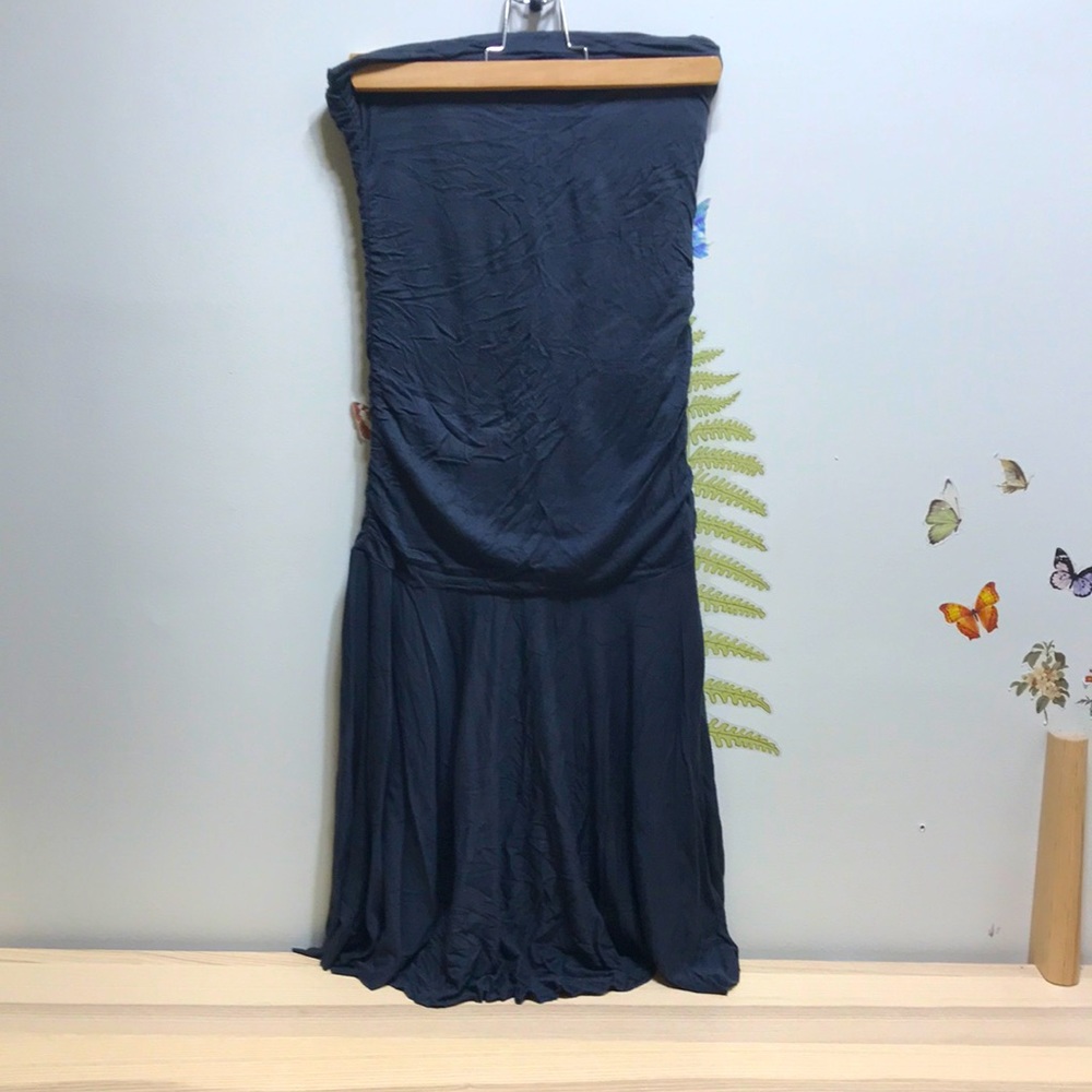 Super-soft stretchy strapless dress